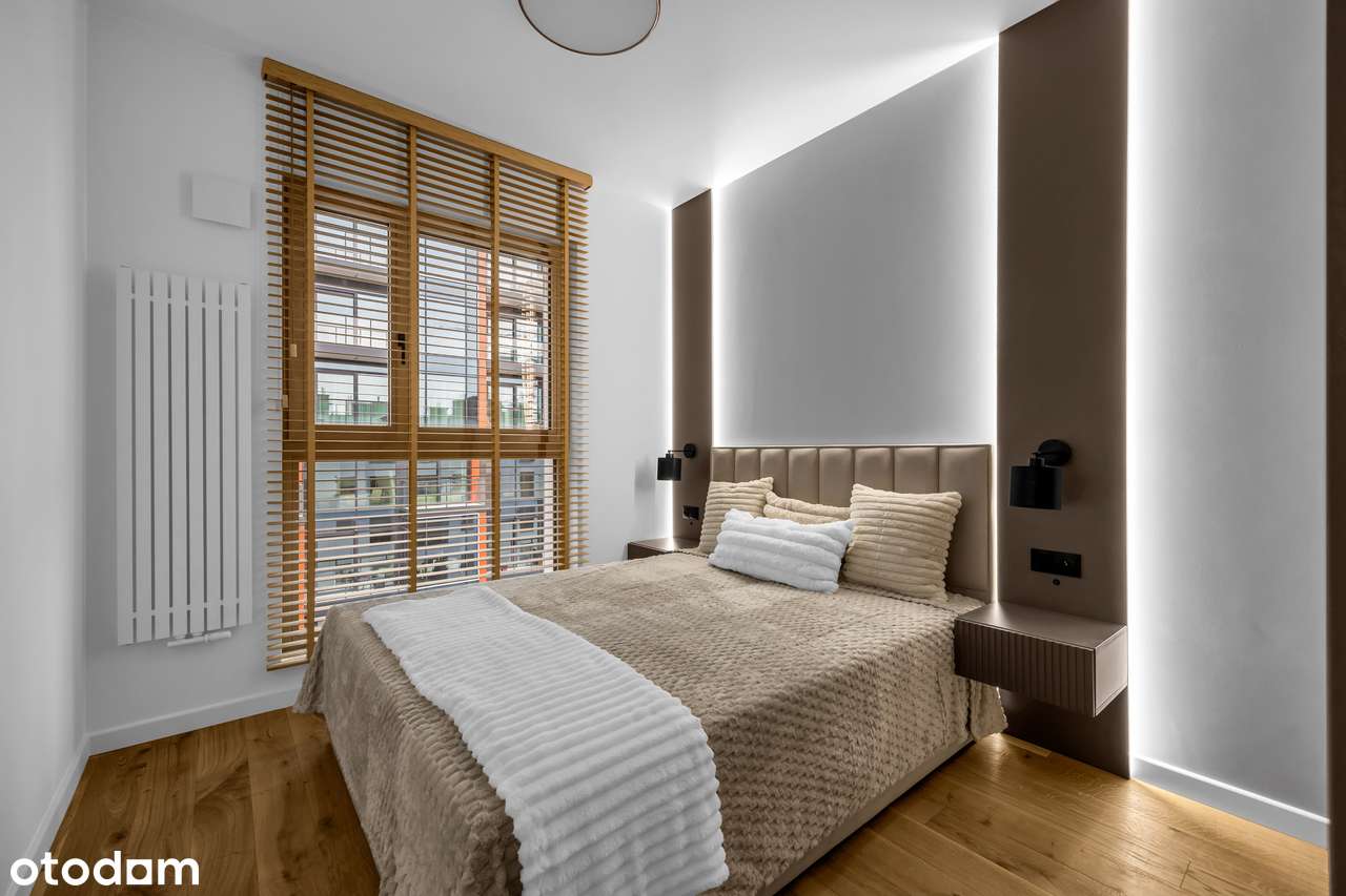 OSTATNIE Piętro | Quiet luxury | Towarowa Square | Metro Rondo Dasz.-10