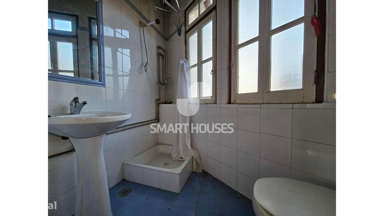 Moradia T4+T2 Pombeiro c/ terreno-28