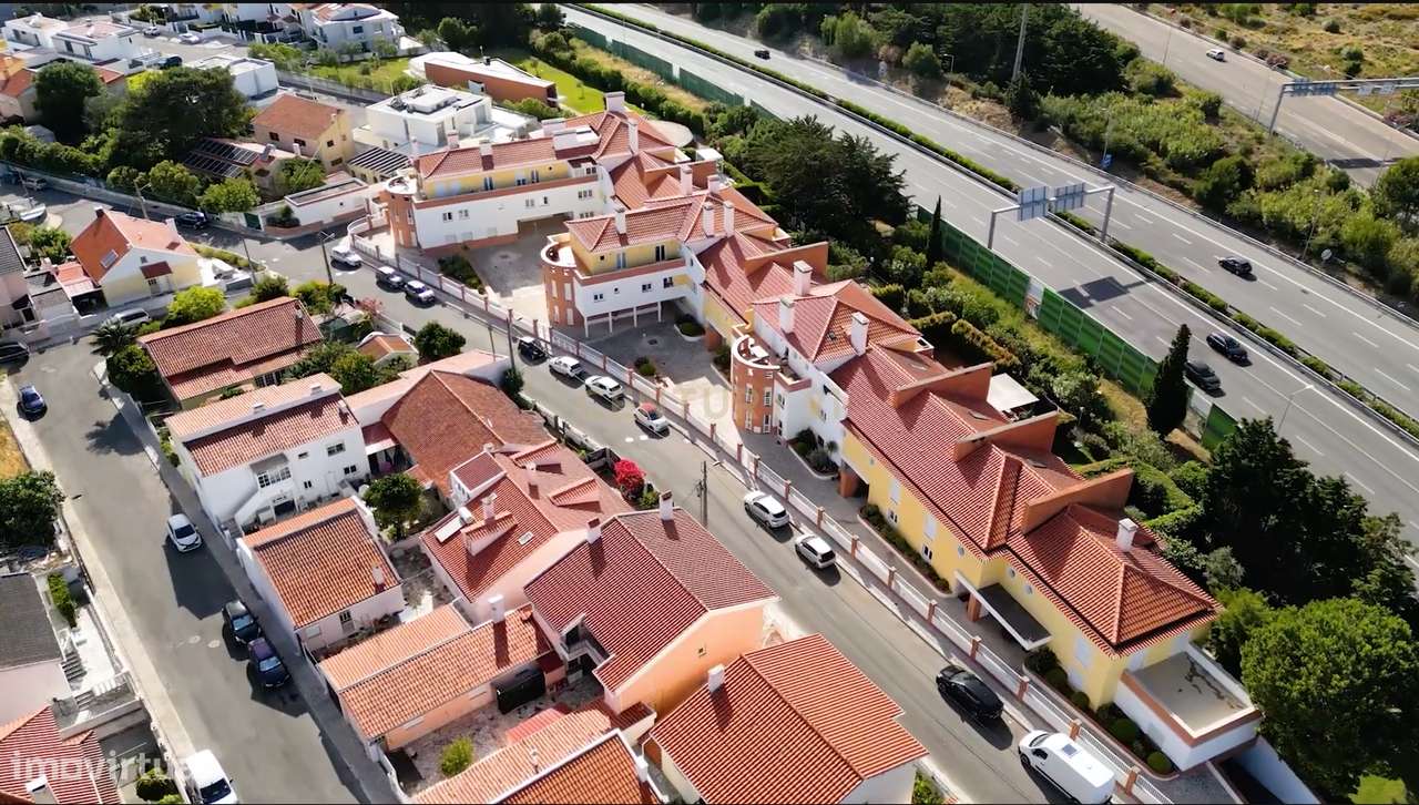 Moradia T4 em Condomínio fechado com Piscina e Ginásio | Cascais-39