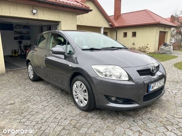 Toyota Auris - 6