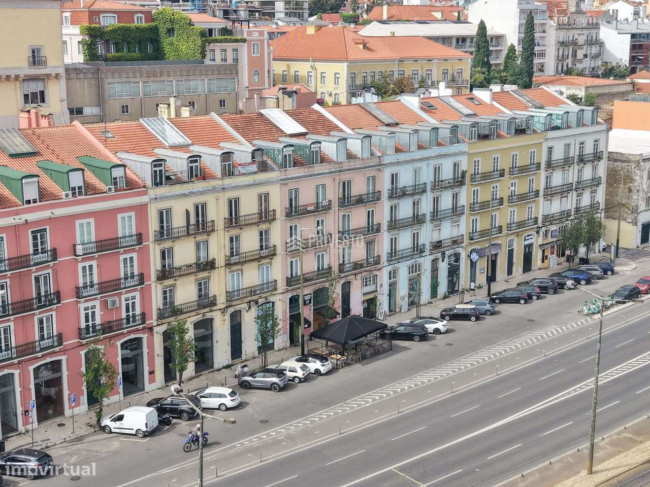 Espaço comercial arrendado com rendimento imediato | Estrela, Lisboa-0