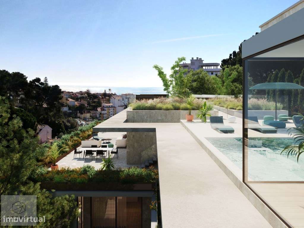 Moradia T4 com piscina e jardim-16