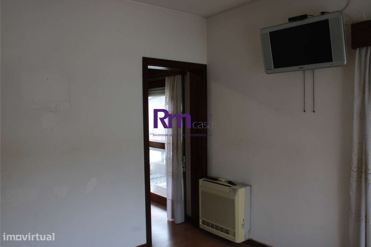 excelente moradia independente na Cruz de Celas-10