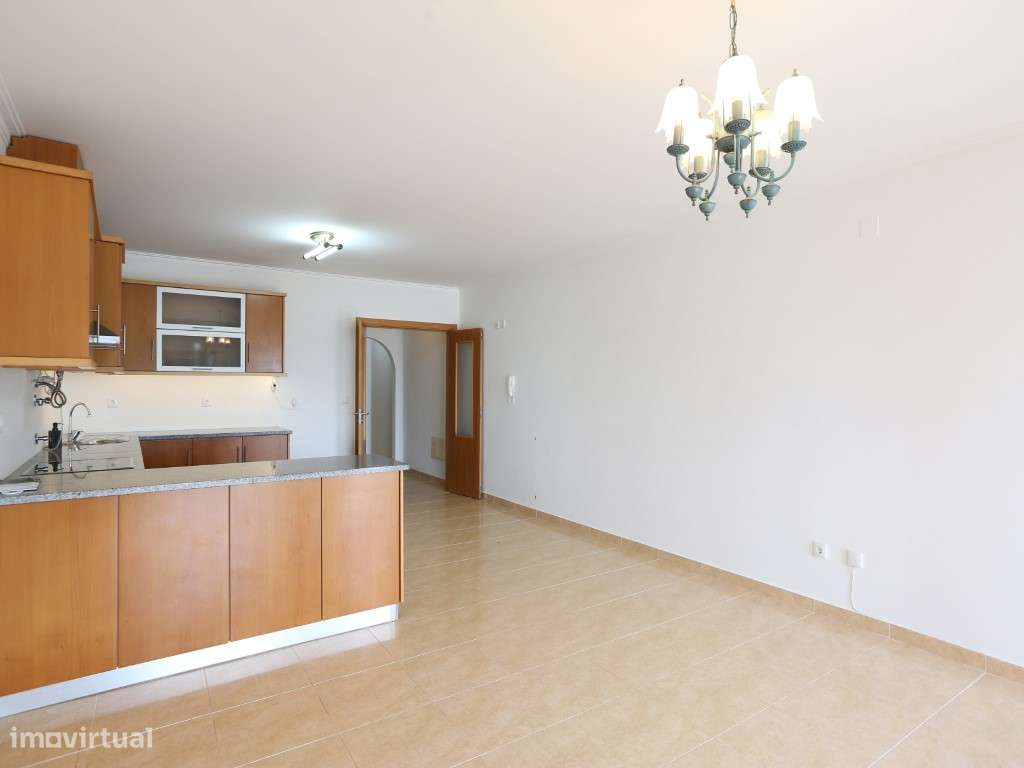 Moradia Geminada T3 com Vistas Deslumbrantes, Localizada na Serra d...-5