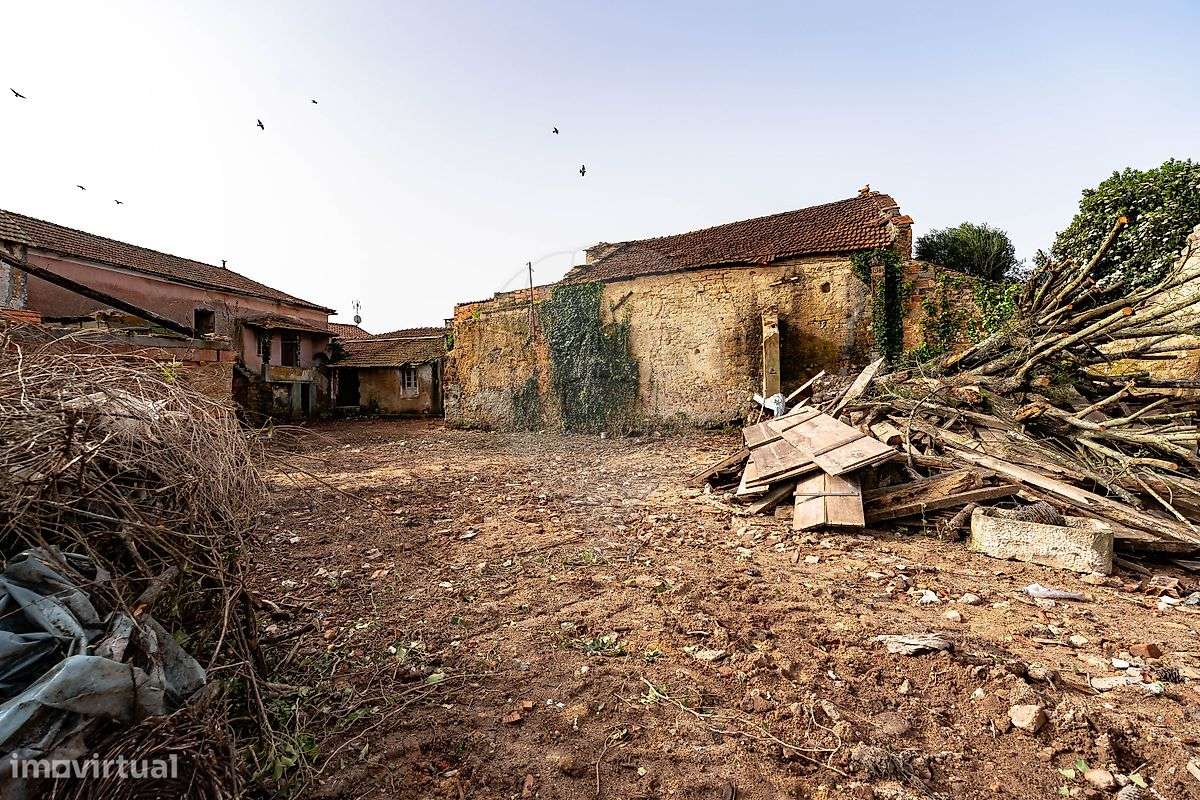 Moradia T4 para venda-22