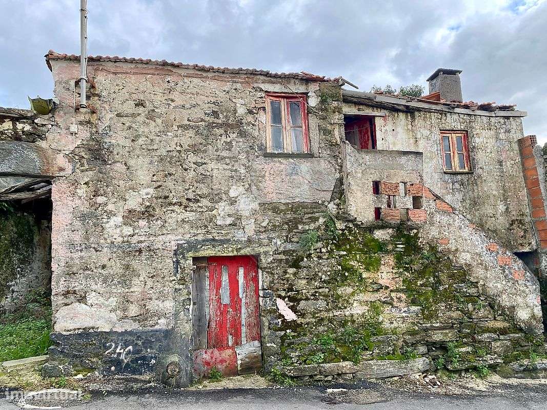 Moradia T1 para venda - Grande imagem: 2/22