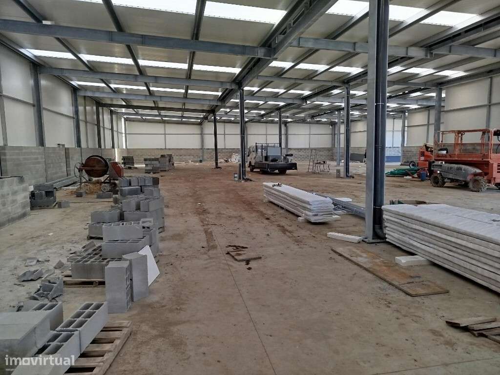 Armazém para arrendar em Mem Martins - Sintra - Grande imagem: 4/16