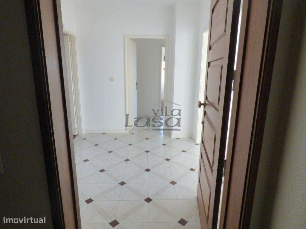 T3 + Escritório para Arrendamento em Miramar com garagem - Grande imagem: 3/24