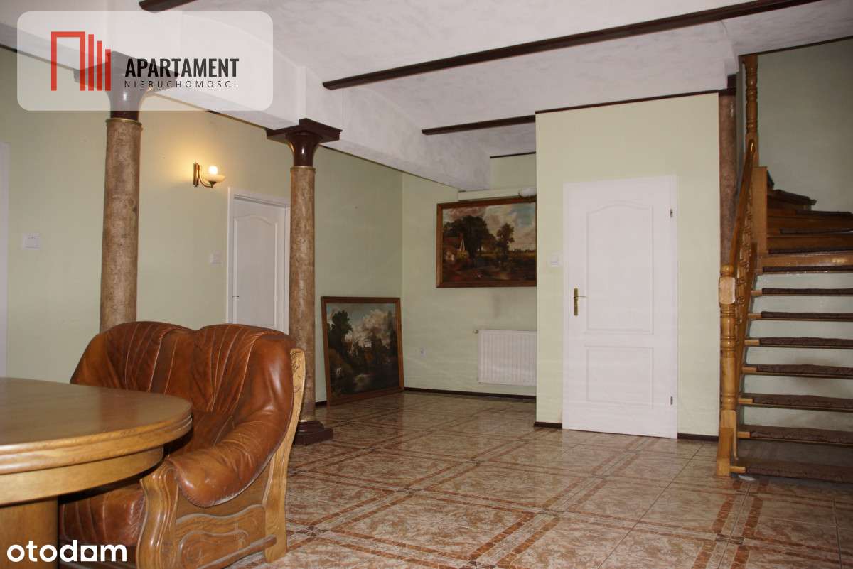 5 pok, duży salon, centrum, taras, ogródek,  garaż-0