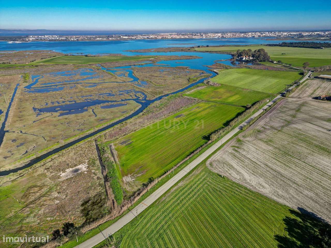 Propriedade na margem sul do Tejo, com 65ha e 796m2 dependências agríc - Grande imagem: 5/35