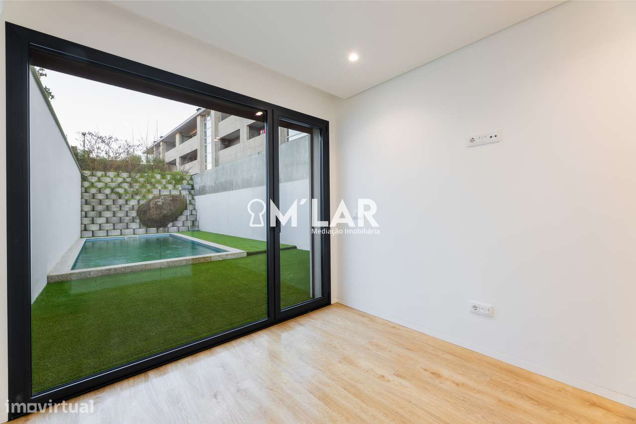 Apartamento T3 com piscina, Novo, no Centro de Vila Verde-31