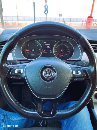 Volkswagen Passat Variant 2.0 TDI (BlueMotion Technology) Comfortline - 10