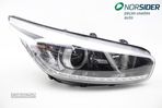 Farol direito Kia Ceed S Coupe|12-15 - 1