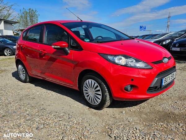 Ford Fiesta 1.6 TDCi Ambiente - 1