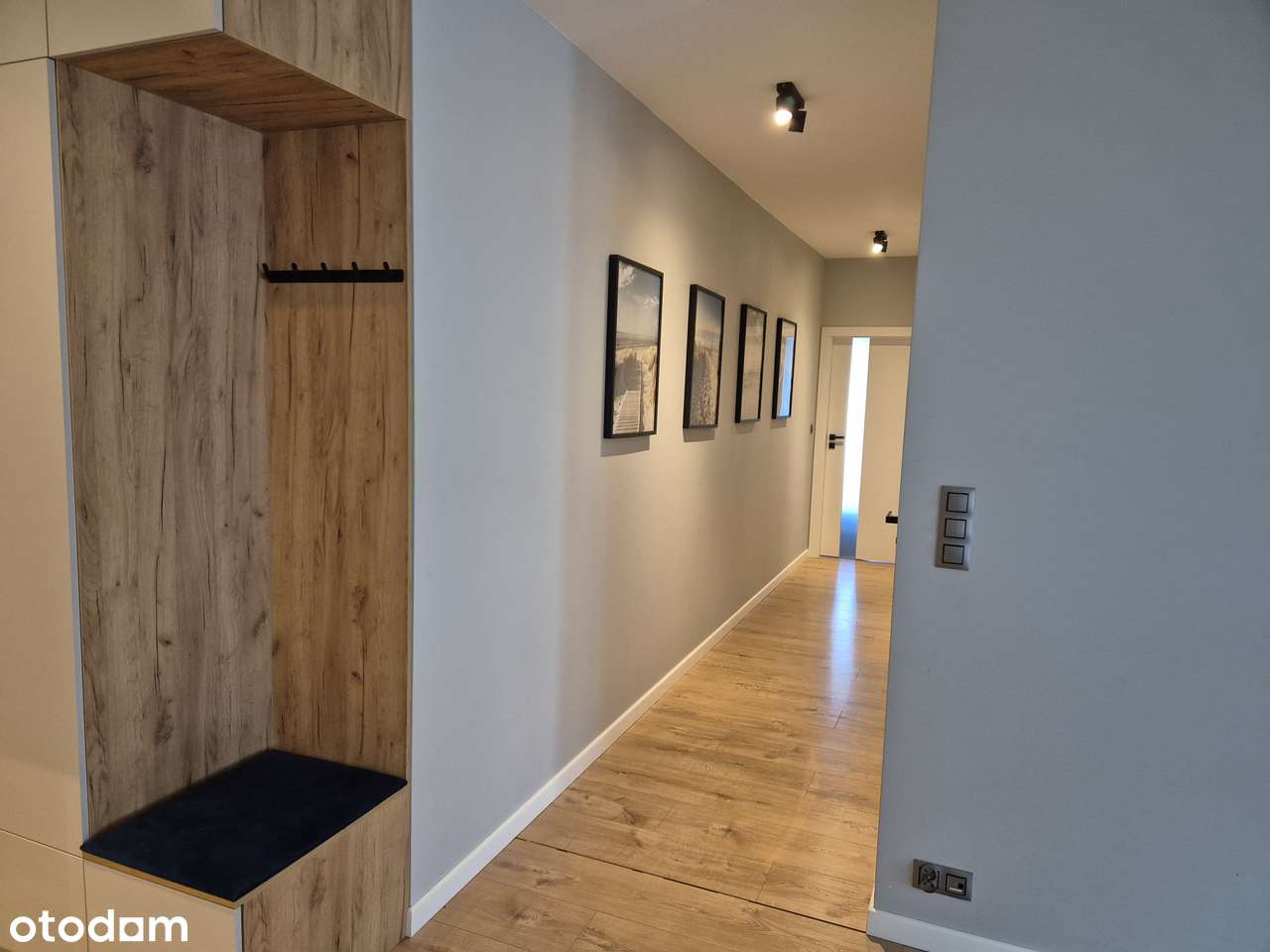 2 przystanki do Metra Młociny tramwajem i 13min rowerem do Kampinosu!-10