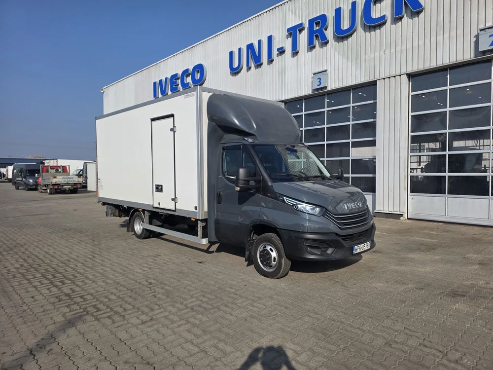 Iveco 50C18 10EP Kontener z winda 1000 kg ! Krajowy Ledy Nawigacja ! Dealer Iveco dmc 3500 kg na Kat B !