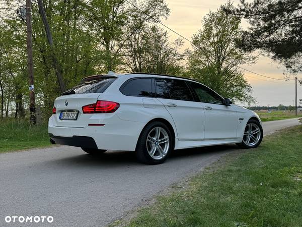 BMW Seria 5 520d xDrive Touring M Sport Edition - 18