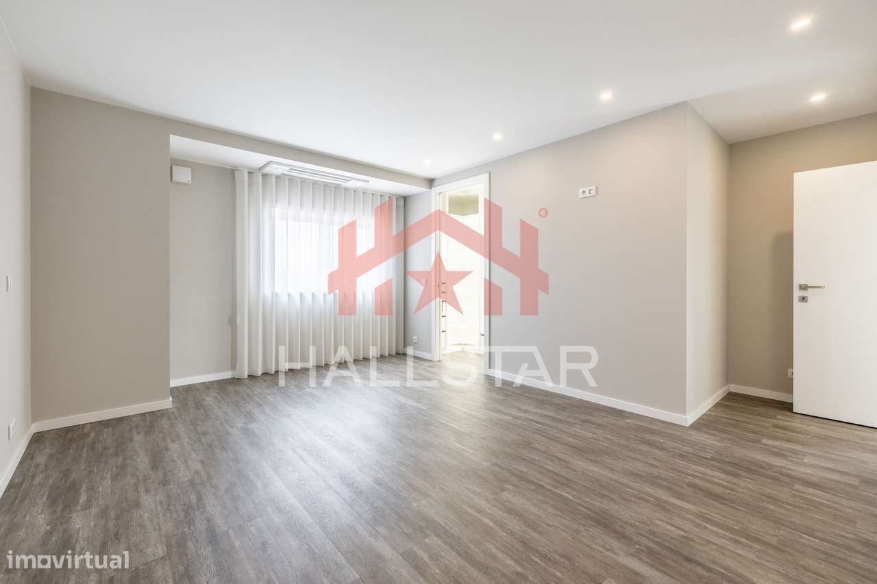 Moradia de Luxo T4 / Lote com 890m² / Marinha Grande-36