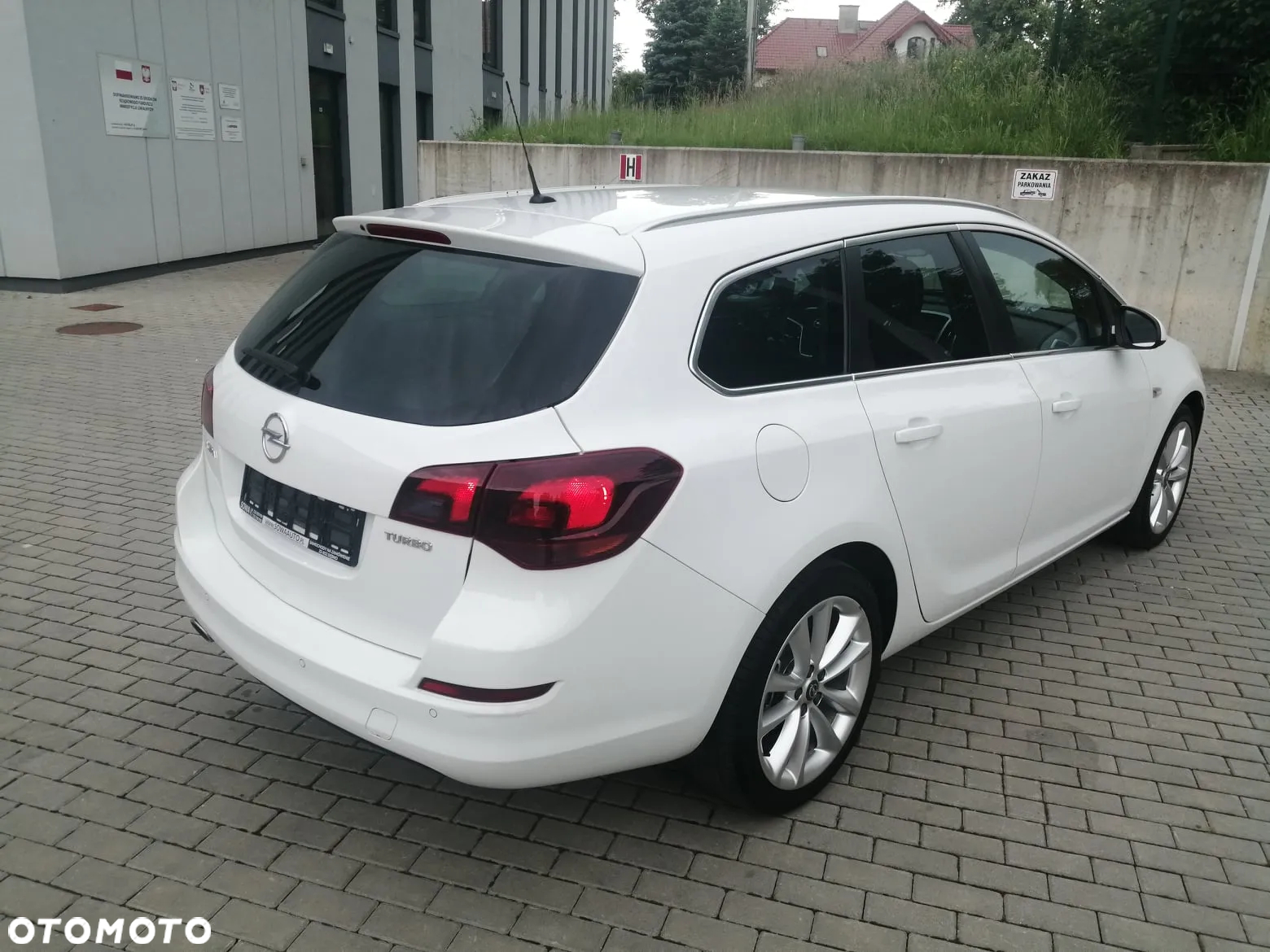 Opel Astra 1.4 Turbo Sport - 4