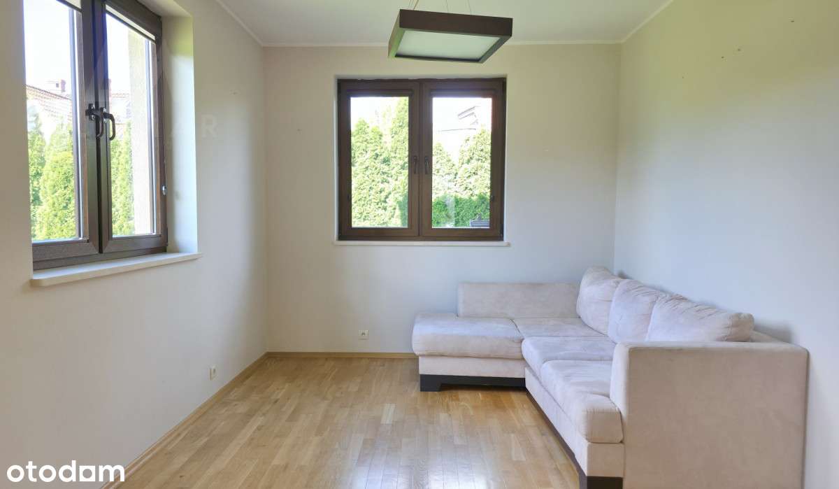 Dom nad jeziorem otulony lasem. - Pełny obrazek: 5/14