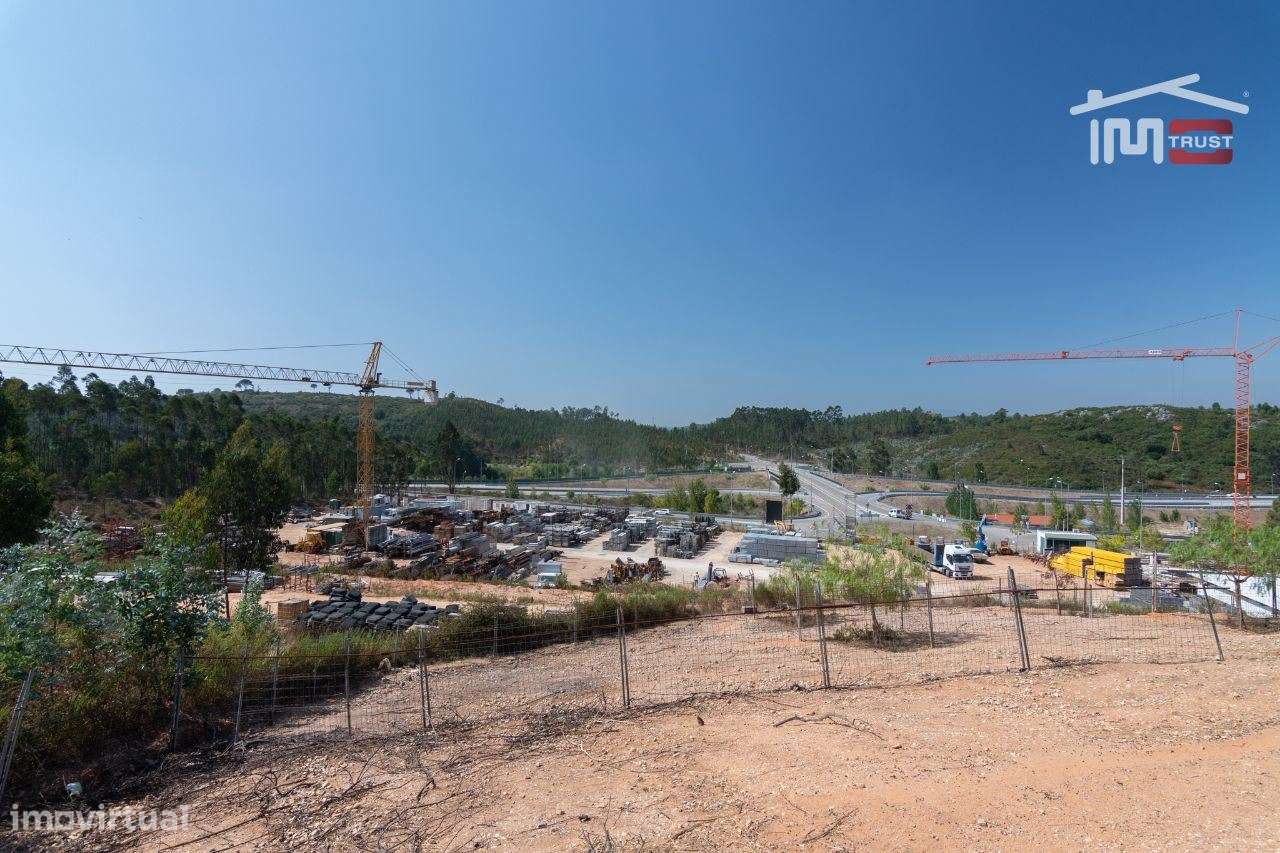 Terreno bem localizado em zona industrial aprovada - Grande imagem: 5/11