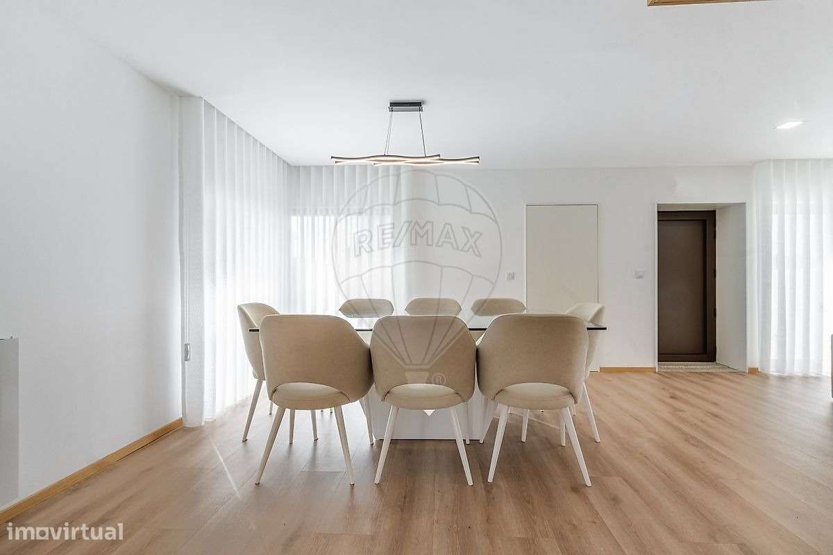 Moradia T4+1 em Esposende-11