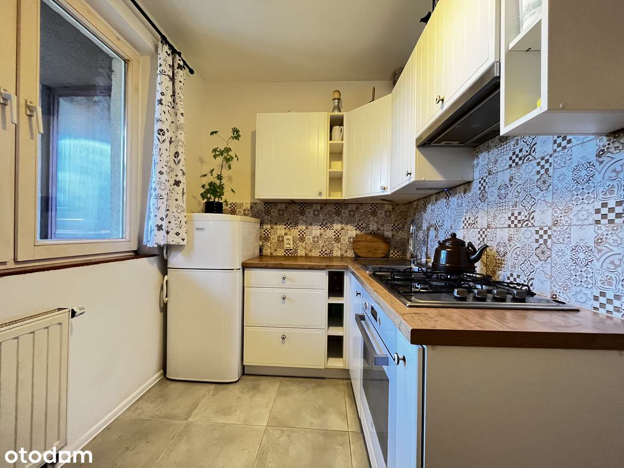 Żerniki - Kawalerka z oddzielną kuchnią-5