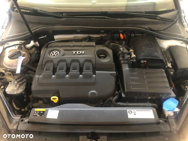 Volkswagen Golf Variant 2.0 TDI BlueMotion Technology Cup - 22