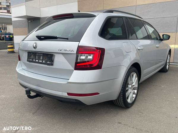 Skoda Octavia 2.0 TDI (Green tec) DSG Style - 9