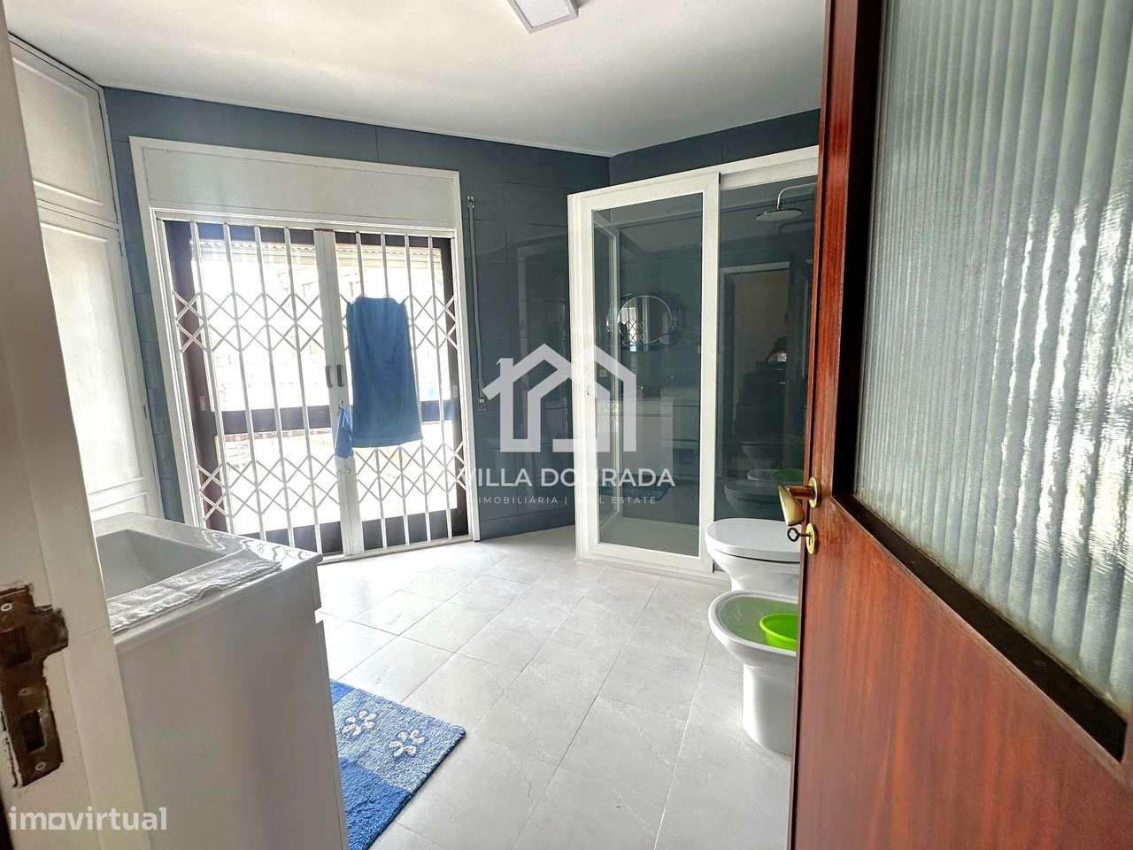 Moradia de 3 pisos em Campanhã, Porto: Espaço, conforto e localização-17