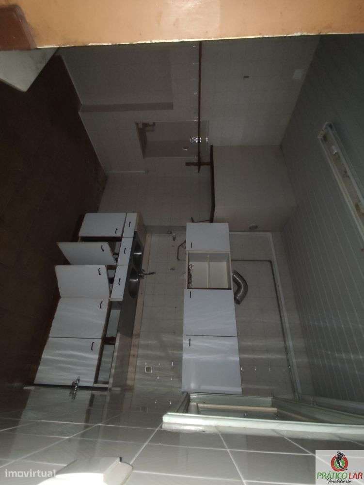 Moradia para restauro no centro na Zona Histórica de Vera Cruz-23