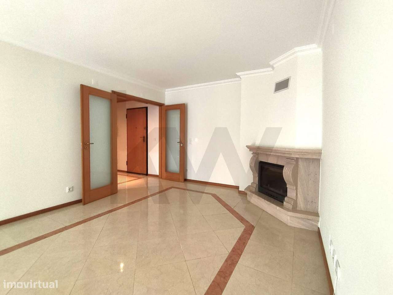 Moderno Apartamento T2  localizado na Rua Coronel Melo Antunes em Mass - Grande imagem: 5/31