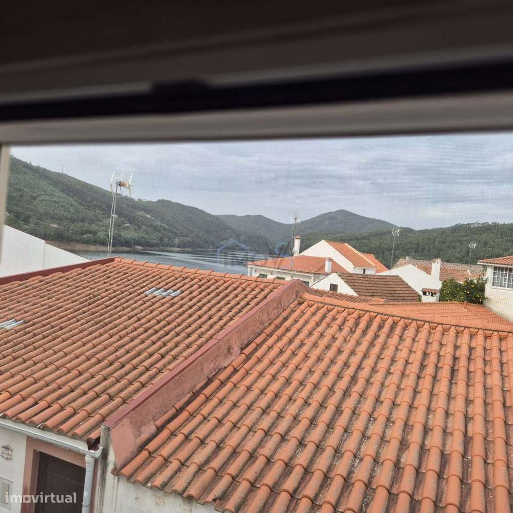 Moradia T3 mobilada com Vista  Rio  – Dornes-22