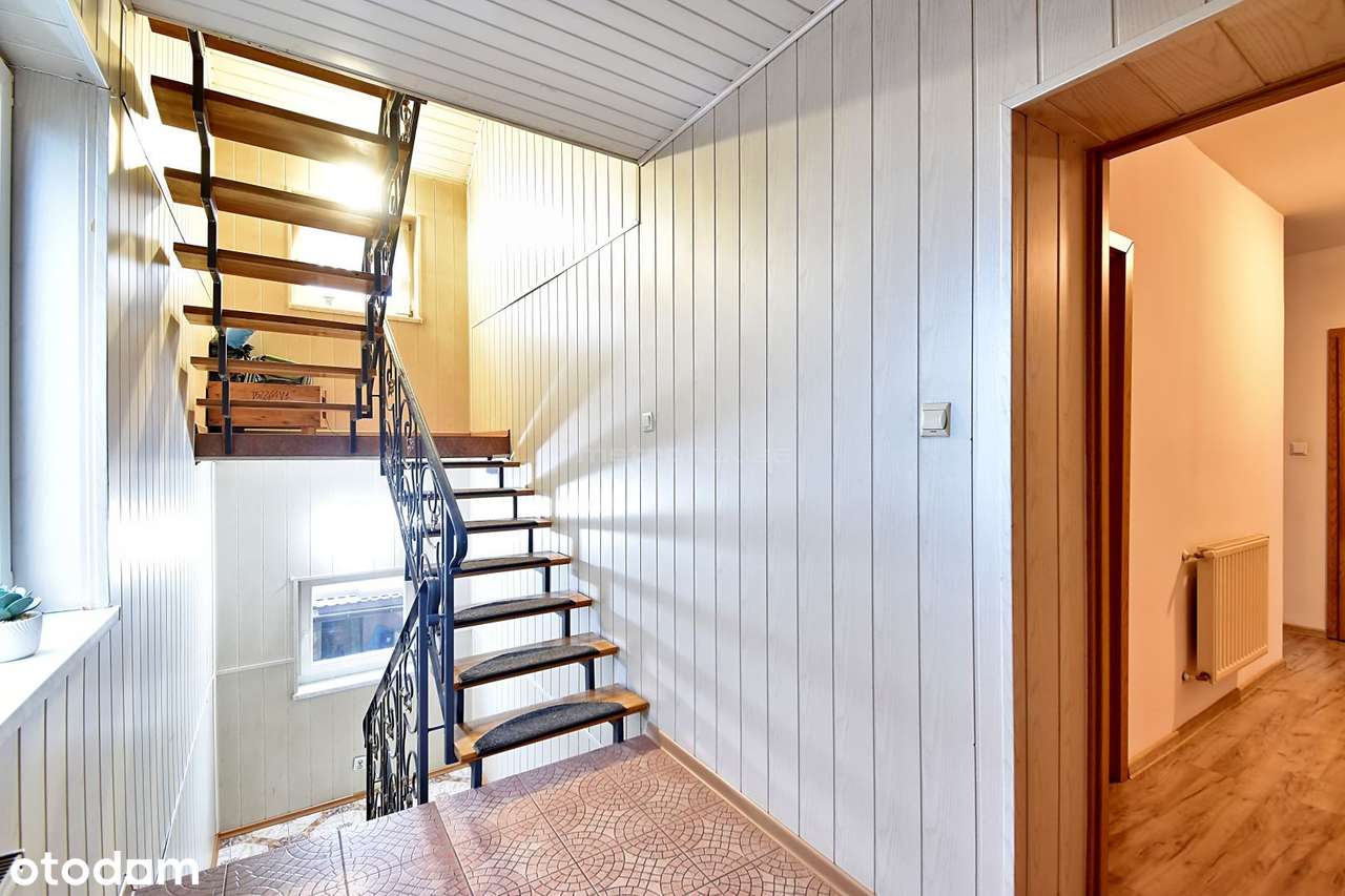 * Dom z 3 mieszkaniami  blisko jeziora *-7