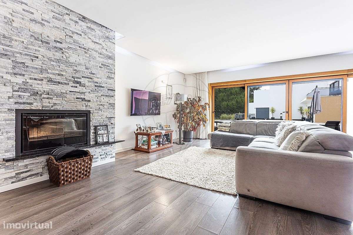 Moradia T4 para venda-9