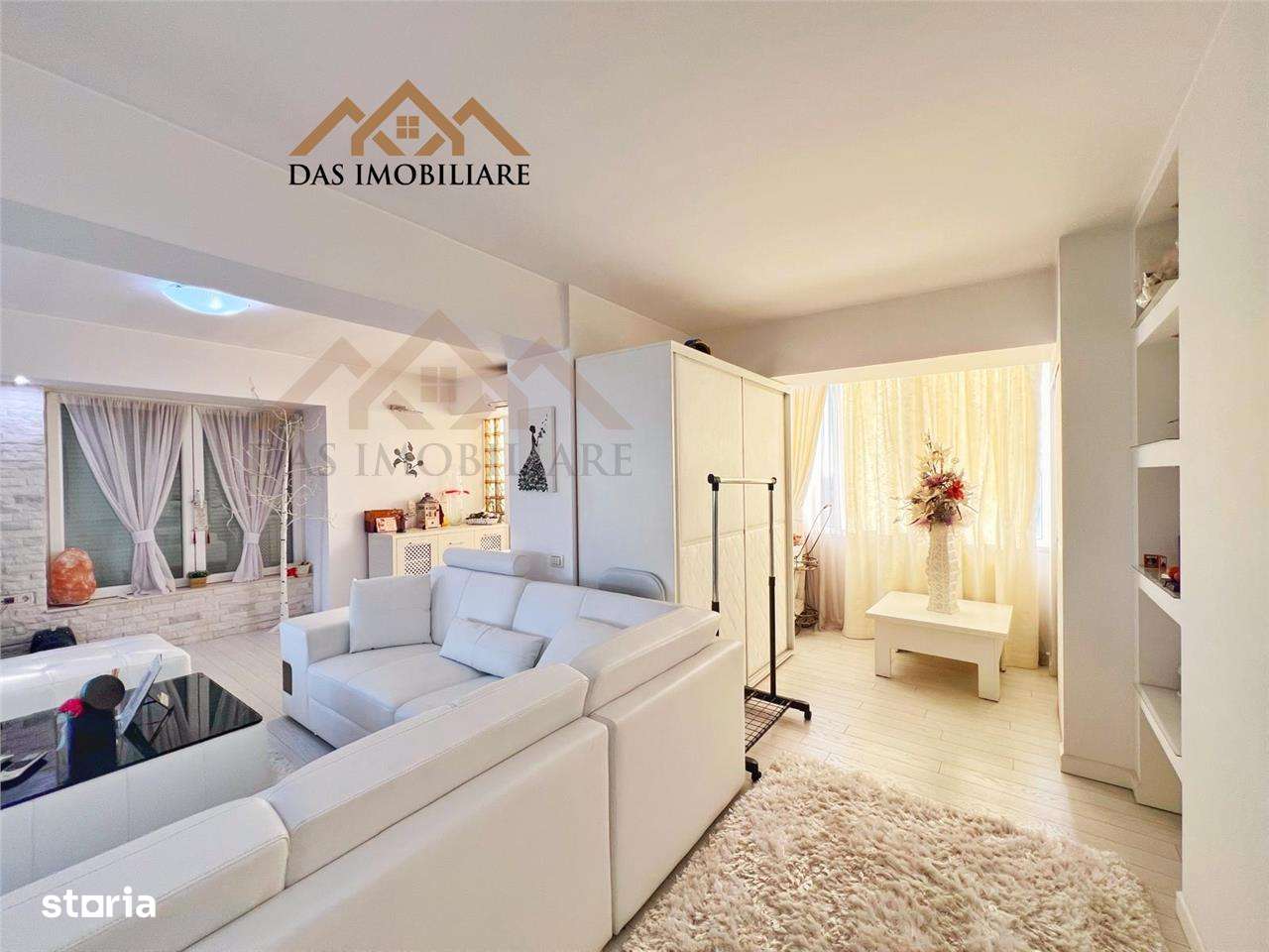 Ultracentral, bld. Unirii apartament  3 camere ,95 mp-0