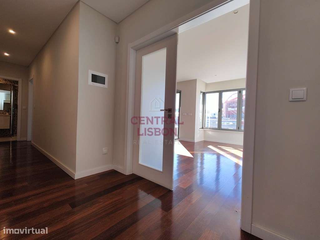 Apartamento T2 - Lisboa - Estádio do Benfica - Estacionamento - Venda - Grande imagem: 5/26