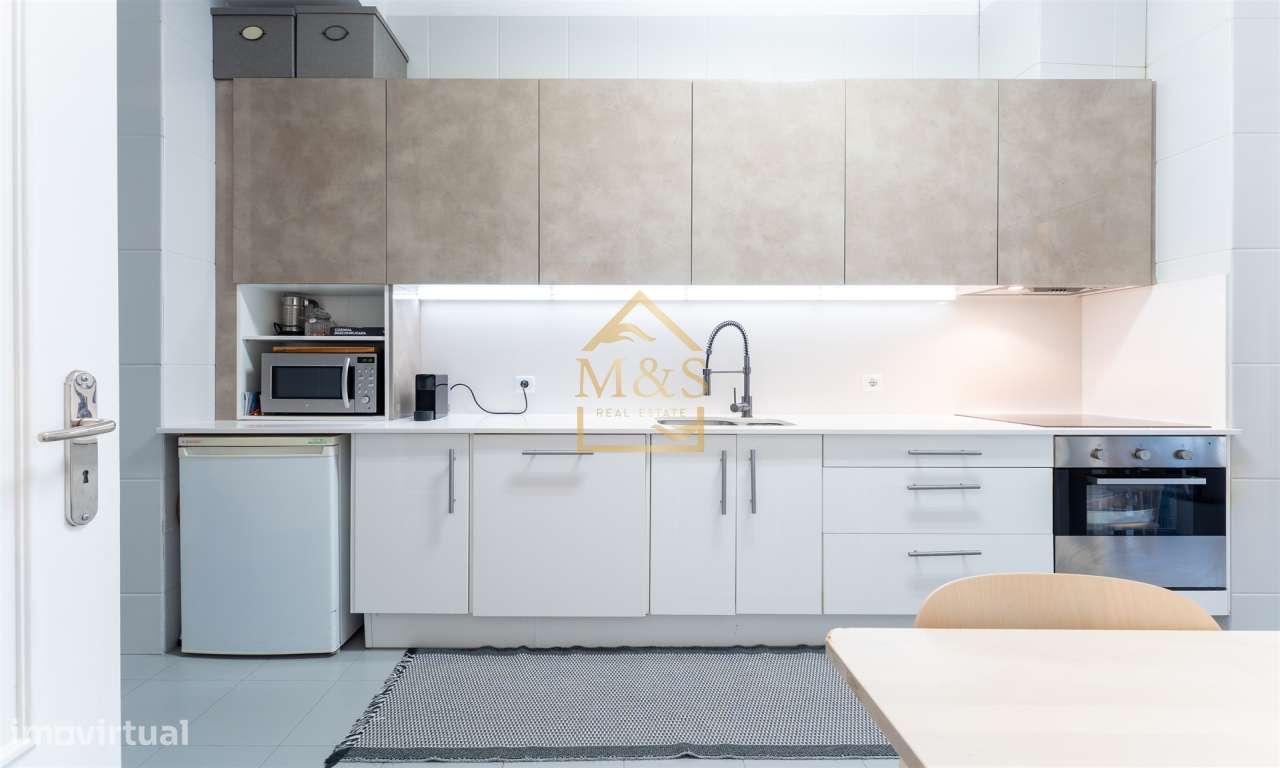 Apartamento T4-Varanda-Garagem - 600Mts da Praia - Metro- Matosinhos-16