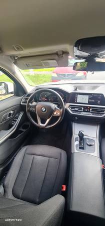 BMW Seria 3 320d Touring xDrive Aut. Sport Line - 14