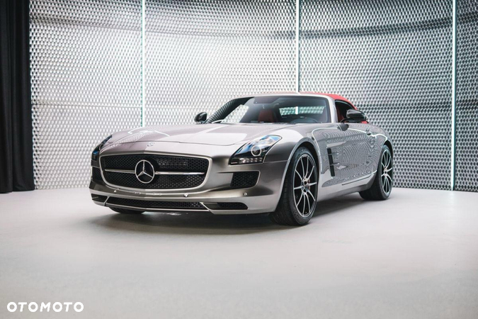 Mercedes-Benz SLS - 4