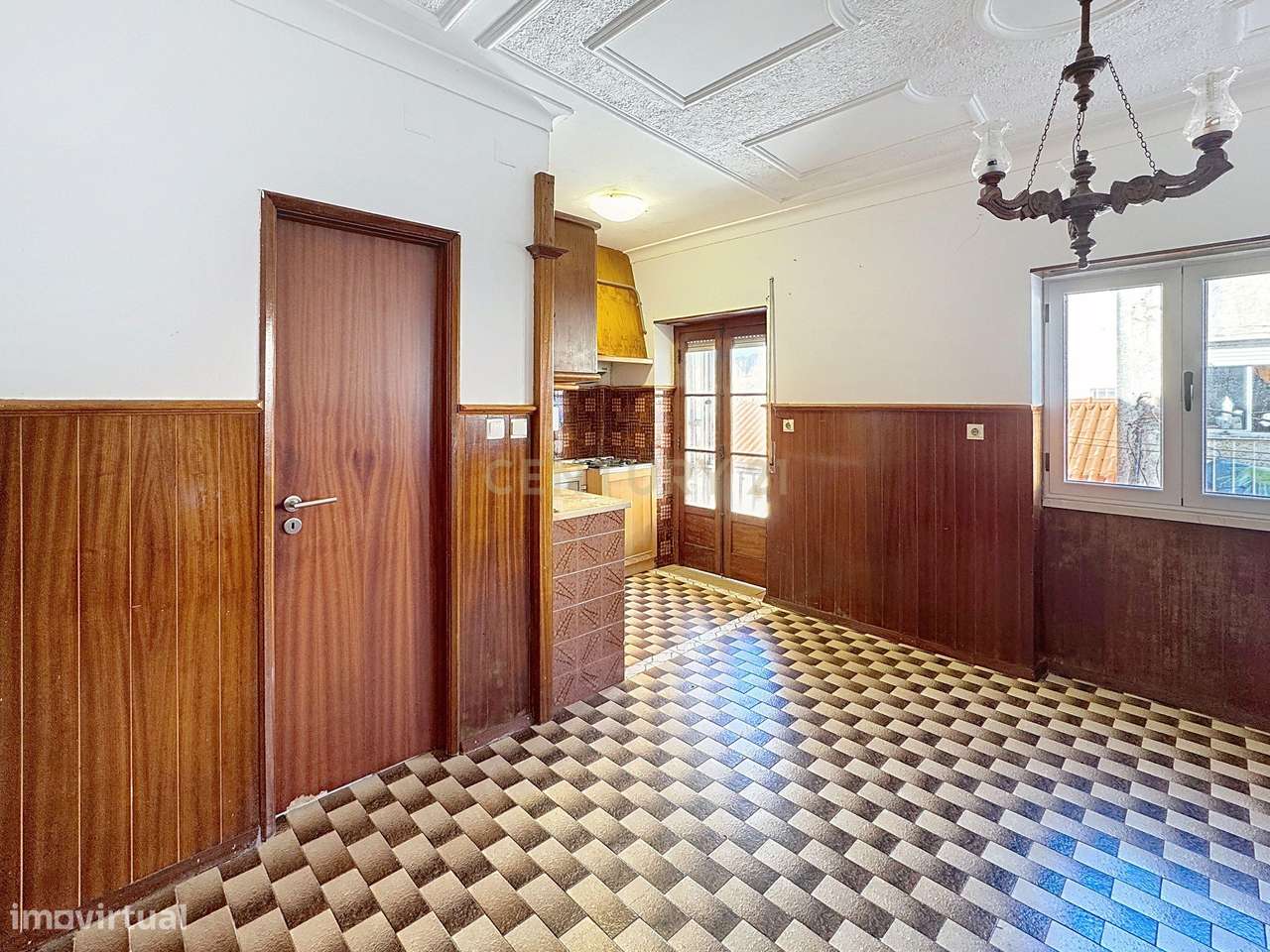 Prédio com Loja e Habitação – Excelente Localização na Nazaré, com Vi - Grande imagem: 5/43