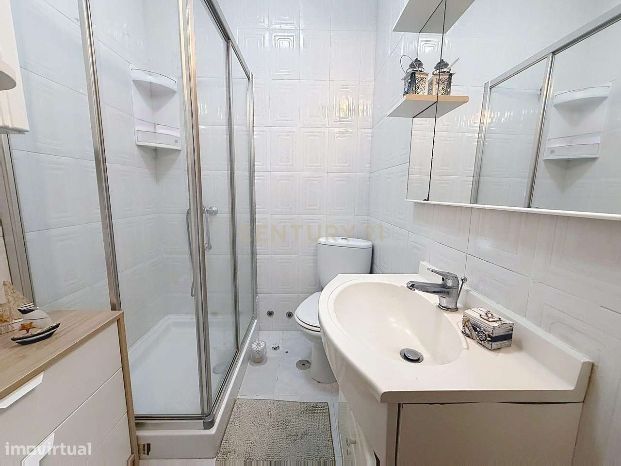 Apartamento T2 no Centro Histórico da Nazaré com Vista Mar-33