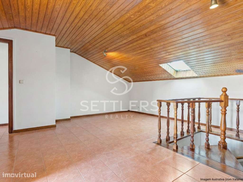 Apartamento T2+1 - Parede-35