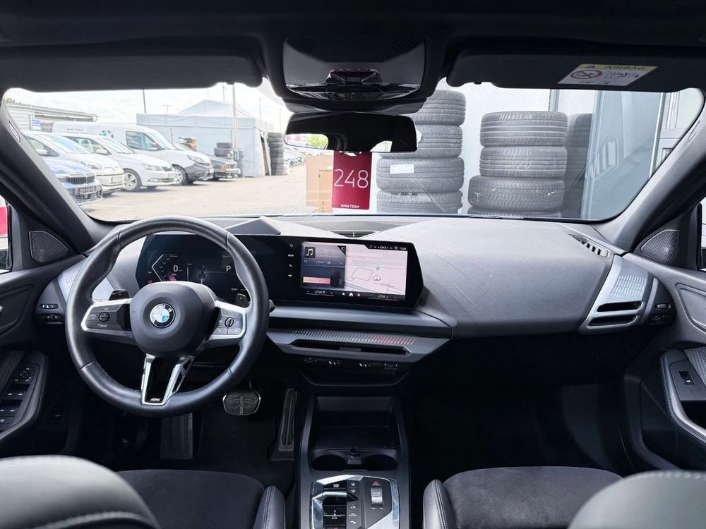 BMW Seria-1 120 MHEV 2024 — zdjęcie 3