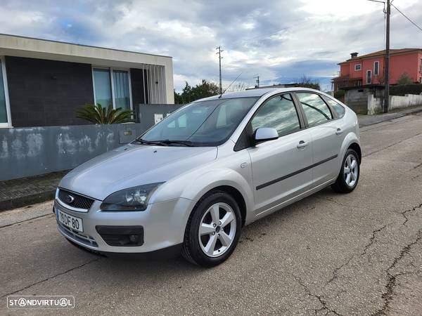 Ford Focus 1.4 16V Zetec - 1