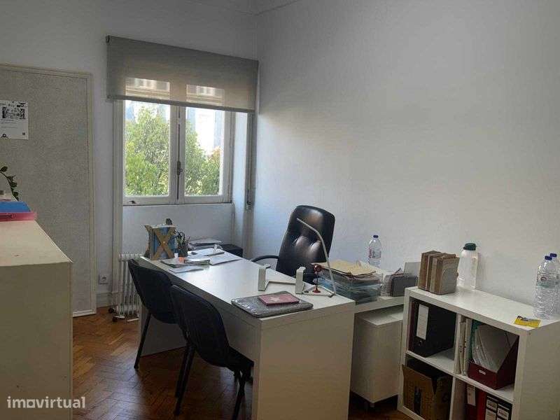 Escritório Avenida da Liberdade - Braga - Grande imagem: 4/9