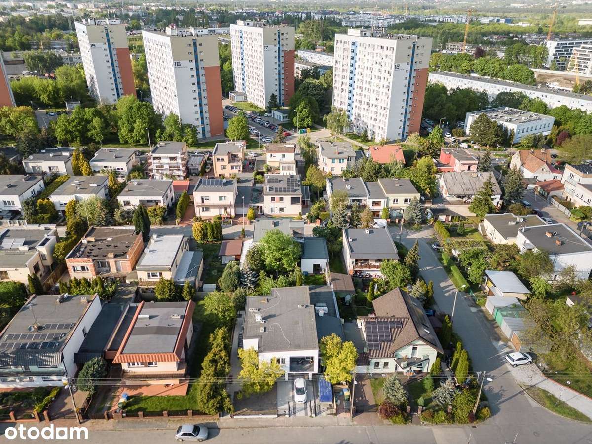 7 mieszkań na jednej KW/dom wolnostojący/Winiary-9