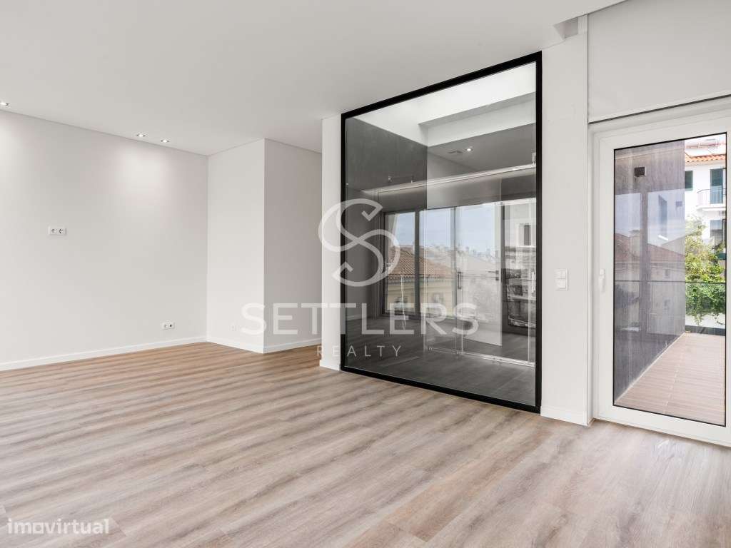 Moradia T4 isolada - Parede-18