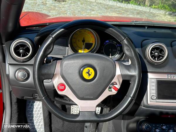 Ferrari California F1 - 16