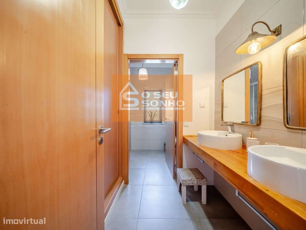 Moradia T3 + 1 com Piscina-35